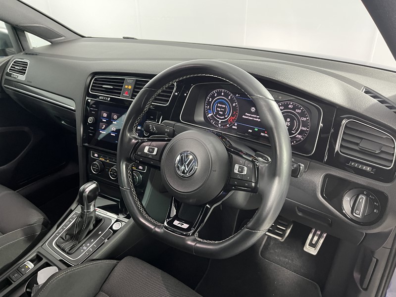 Used Volkswagen Golf 2018 for sale - 77602045: Photo 7