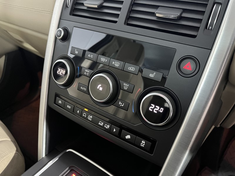 Used Land Rover Discovery Sport 2017 for sale - 76980981: Photo 29