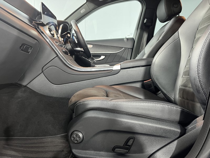 Used Mercedes-Benz GLC 2021 for sale - 76981779: Photo 34