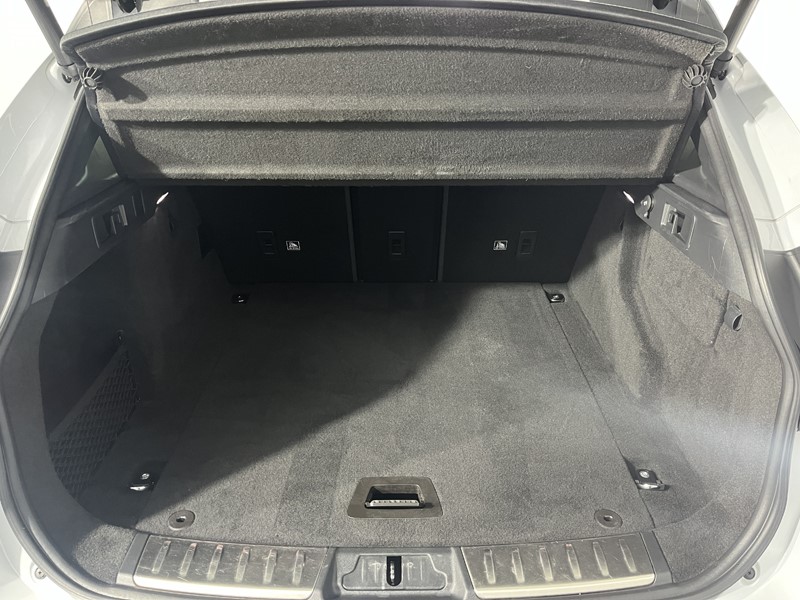 Used Jaguar F-Pace 2020 for sale - 77225272: Photo 13