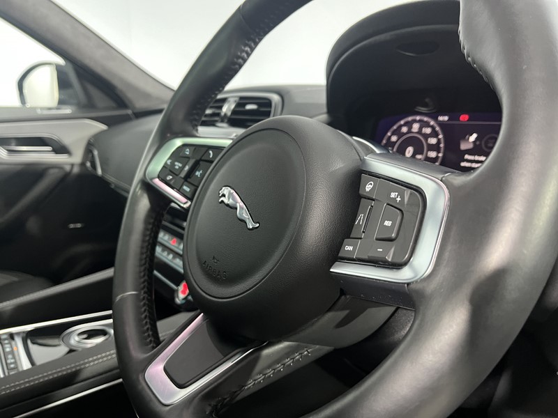 Used Jaguar F-Pace 2020 for sale - 77225272: Photo 24