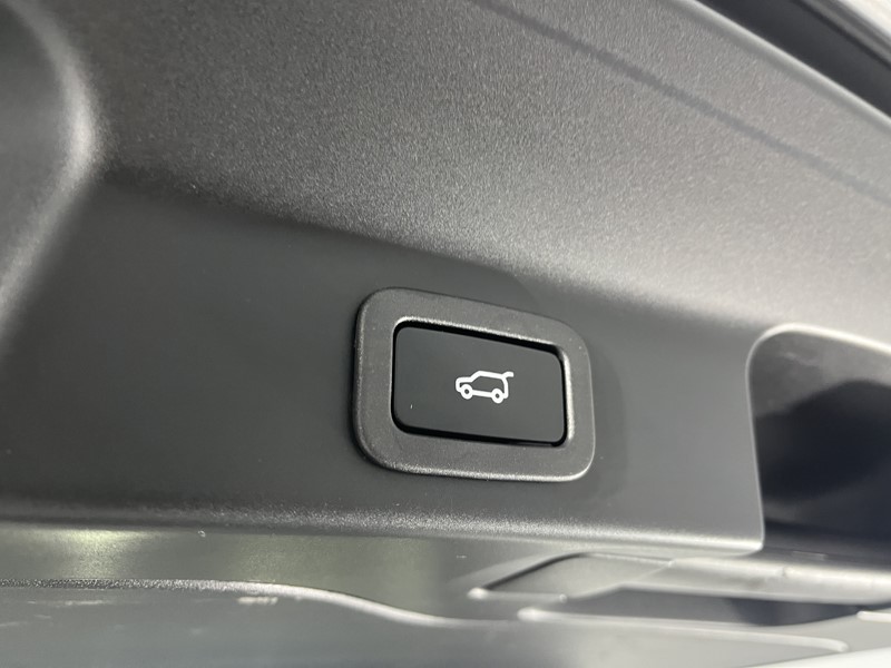 Used Jaguar F-Pace 2020 for sale - 77225272: Photo 46