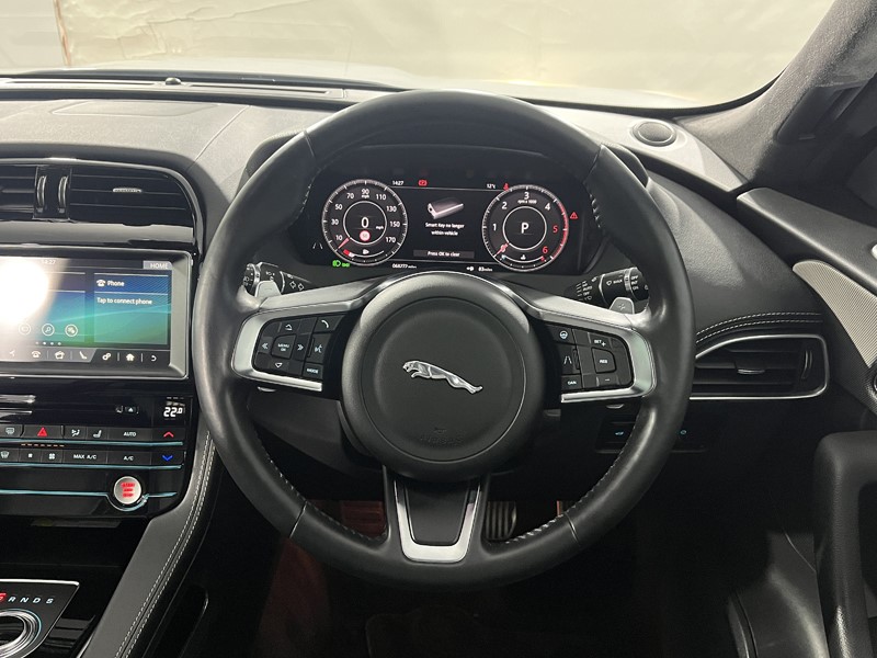 Used Jaguar F-Pace 2020 for sale - 77225272: Photo 5