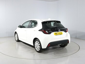 Used Toyota Yaris 2021 for sale - 78639954: Photo