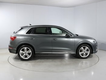 Used Audi Q3 2021 for sale - 79057352: Photo