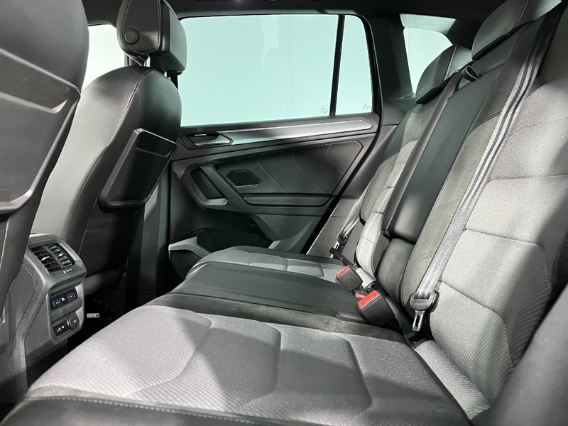 Used Volkswagen Tiguan 2019 for sale - 77233672: Photo 35