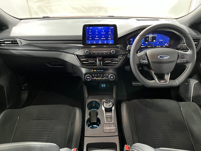 Used Ford Focus 2021 for sale - 77270936: Photo 4