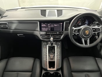 Used Porsche Macan 2020 for sale - 76981547: Photo