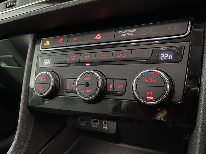 Used SEAT Leon 2019 for sale - 77665220: Photo 29