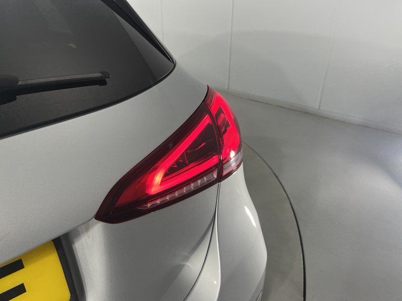 Used Mercedes-Benz A-Class 2020 for sale - 77691000: Photo 41