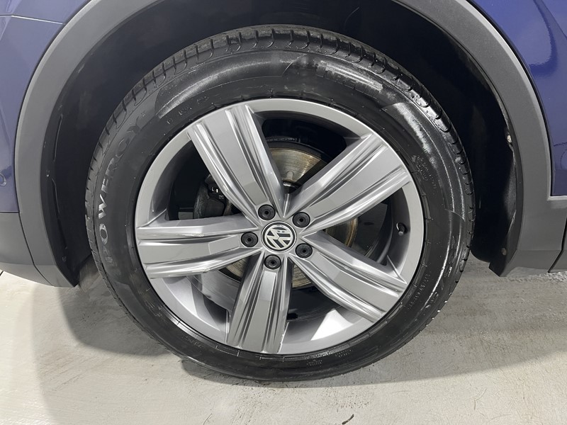 Used Volkswagen Tiguan 2019 for sale - 76981719: Photo 14