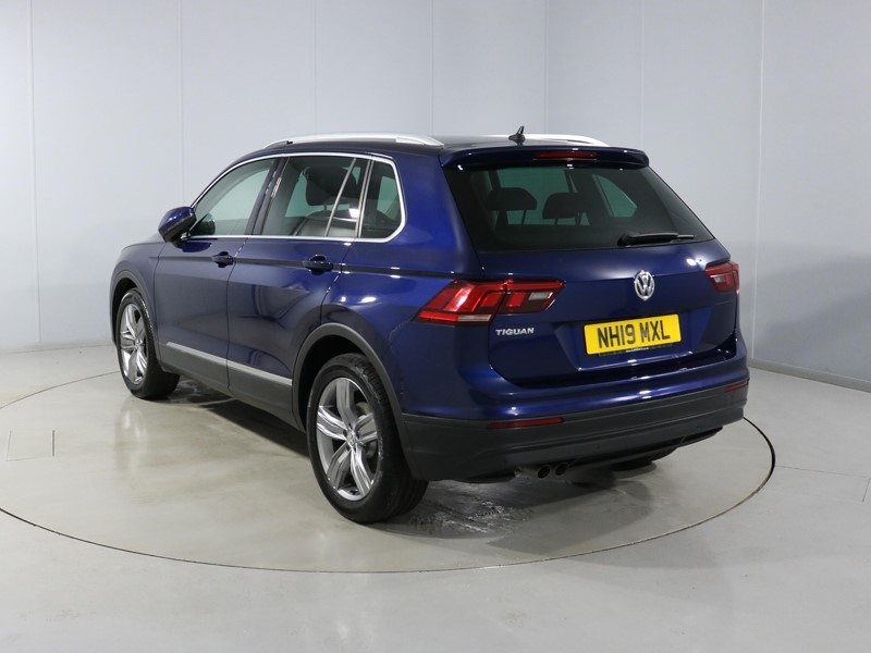 Used Volkswagen Tiguan 2019 for sale - 76981719: Photo 2