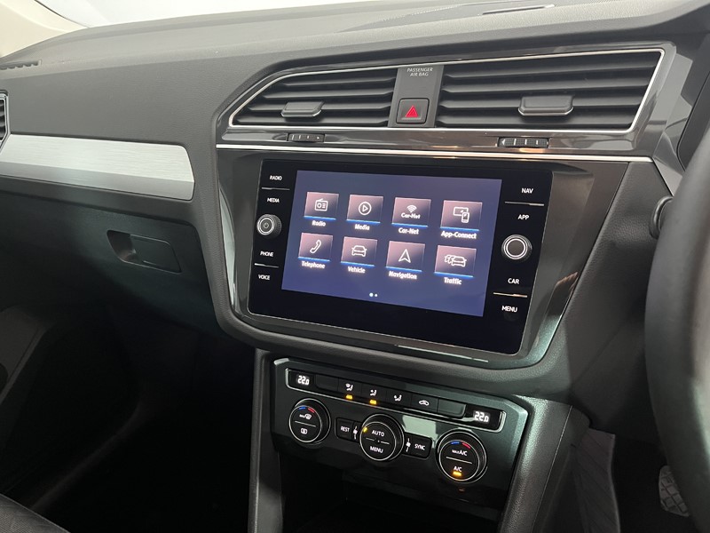 Used Volkswagen Tiguan 2019 for sale - 76981719: Photo 8