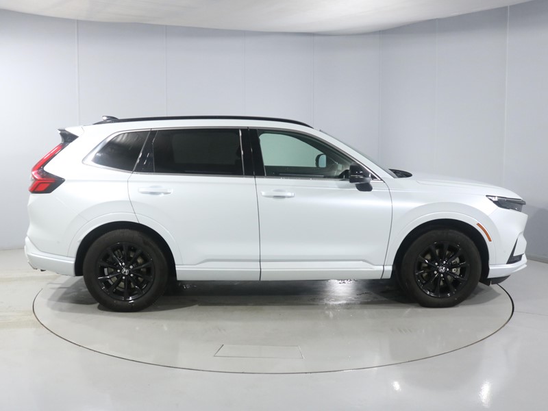 Used Honda CR-V 2025 for sale - 76981261: Photo 3