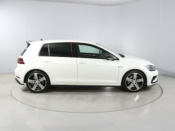 Used Volkswagen Golf 2019 for sale - 79479112: Photo