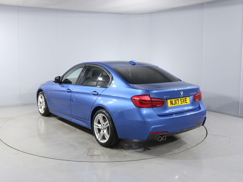 Used BMW 3 Series 2017 for sale - 77834053: Photo 2