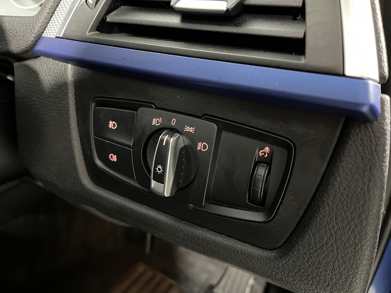 Used BMW 3 Series 2017 for sale - 77834053: Photo 21