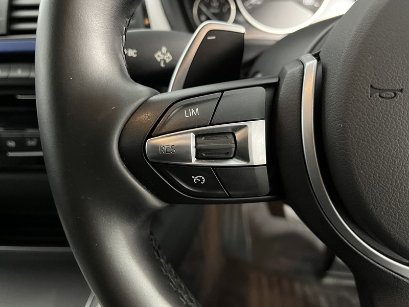 Used BMW 3 Series 2017 for sale - 77834053: Photo 23