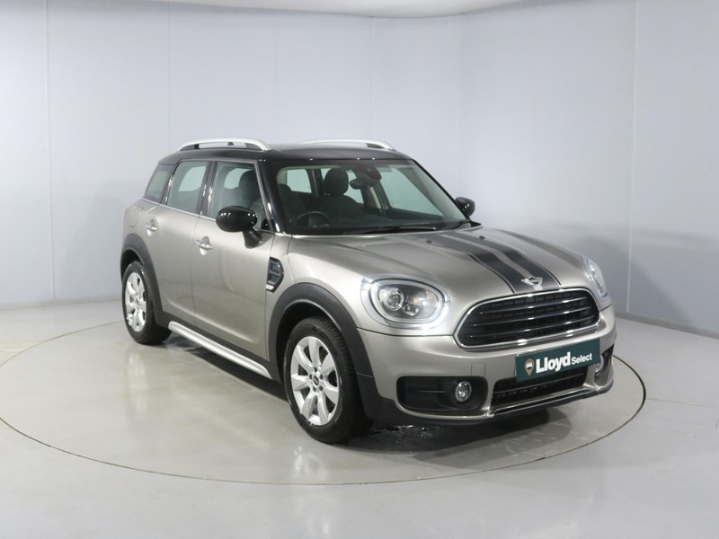 Used MINI Countryman 2019 for sale - 77367165: Photo 1