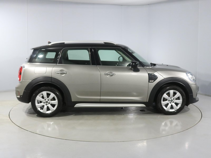 Used MINI Countryman 2019 for sale - 77367165: Photo 3