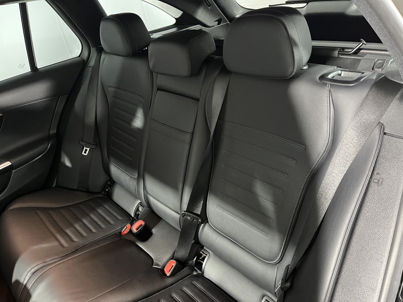 Used Mercedes-Benz C Class 2022 for sale - 76982392: Photo 12