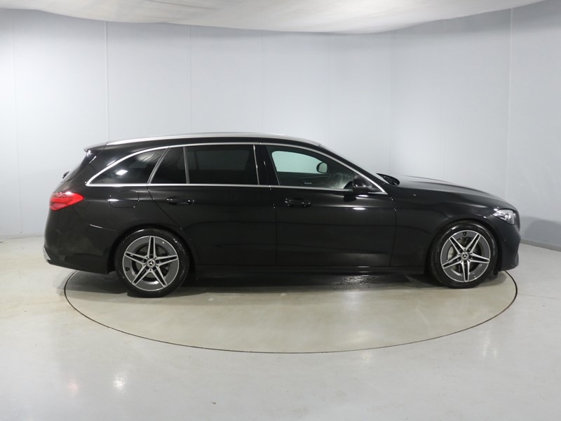 Used Mercedes-Benz C Class 2022 for sale - 76982392: Photo 3