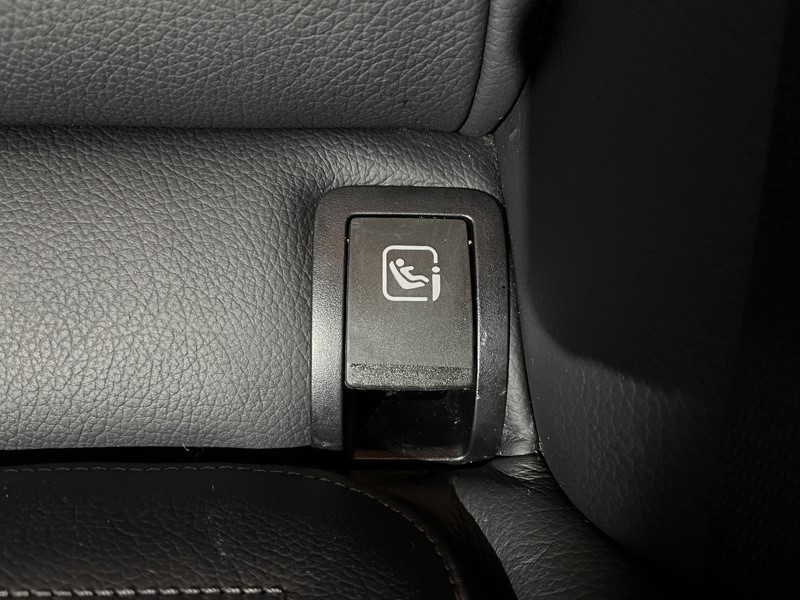 Used Mercedes-Benz C Class 2022 for sale - 76982392: Photo 36