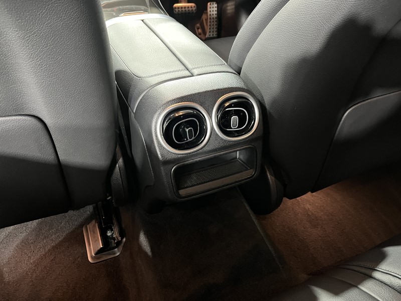 Used Mercedes-Benz C Class 2022 for sale - 76982392: Photo 37