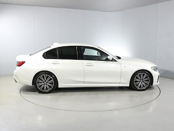 Used BMW 3 Series 2019 for sale - 76981347: Photo