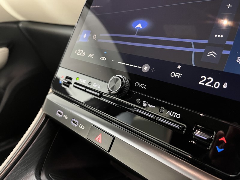 Used Lexus LBX 2024 for sale - 77718091: Photo 30