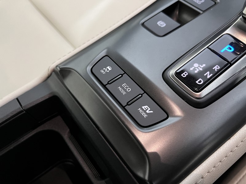 Used Lexus LBX 2024 for sale - 77718091: Photo 31