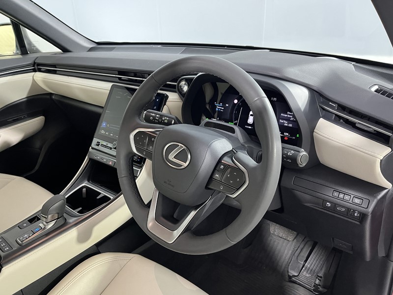 Used Lexus LBX 2024 for sale - 77718091: Photo 6