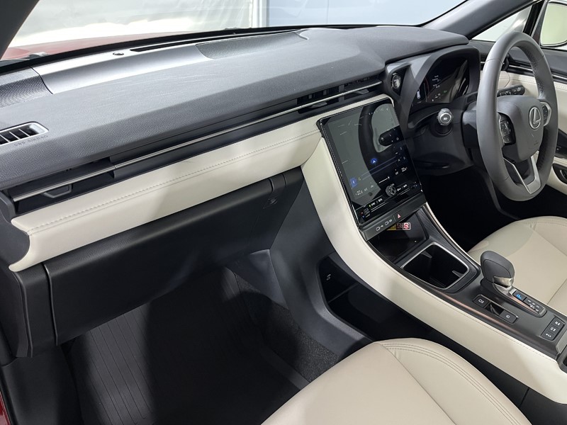 Used Lexus LBX 2024 for sale - 77718091: Photo 7