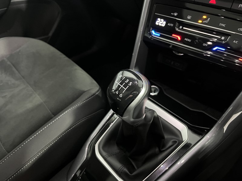 Used Volkswagen T-Roc 2022 for sale - 76982052: Photo 10