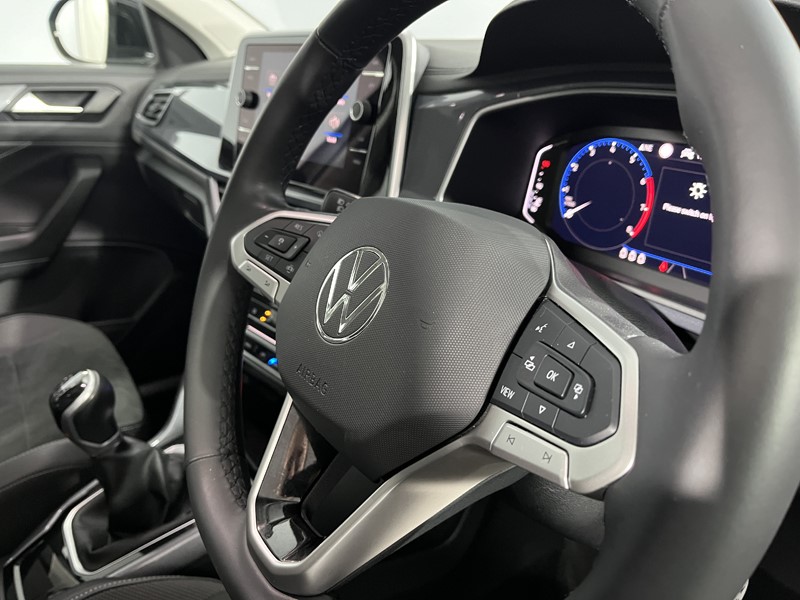Used Volkswagen T-Roc 2022 for sale - 76982052: Photo 21