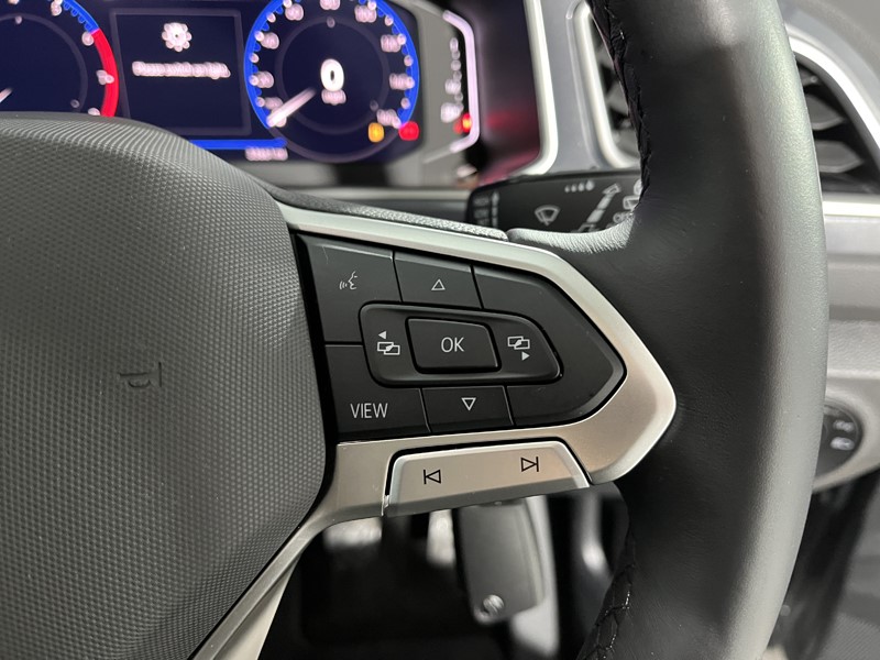 Used Volkswagen T-Roc 2022 for sale - 76982052: Photo 23