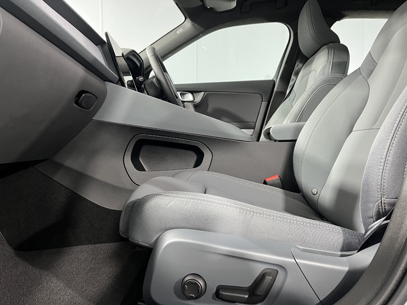 Used Polestar Polestar 2 2023 for sale - 76981972: Photo 32