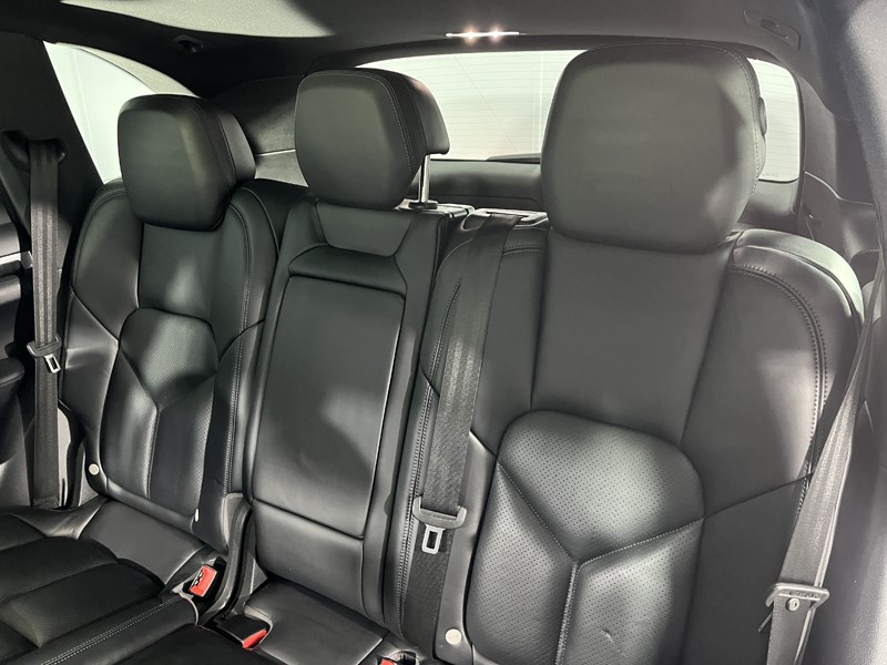 Used Porsche Cayenne 2017 for sale - 77848207: Photo 12