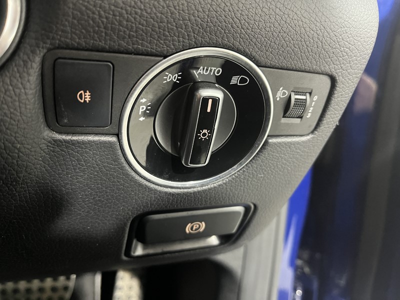 Used Mercedes-Benz SLC 2017 for sale - 76981679: Photo 19