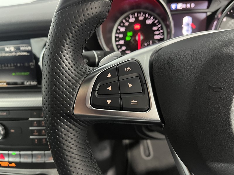 Used Mercedes-Benz SLC 2017 for sale - 76981679: Photo 21