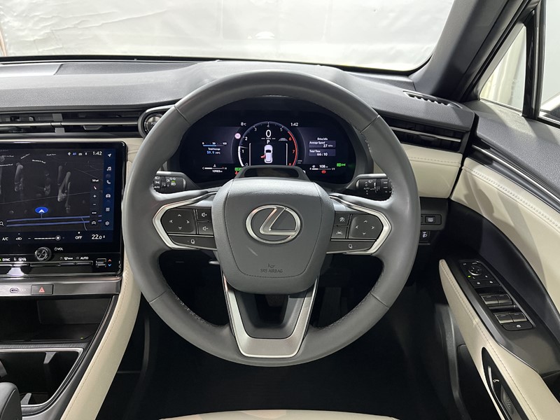 Used Lexus LBX 2024 for sale - 77198394: Photo 5