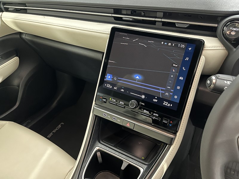 Used Lexus LBX 2024 for sale - 77198394: Photo 8