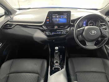 Used Toyota C-HR 2019 for sale - 77532240: Photo