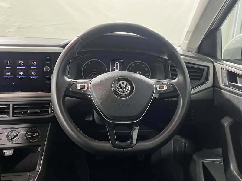 Used Volkswagen Polo 2020 for sale - 76981050: Photo 5