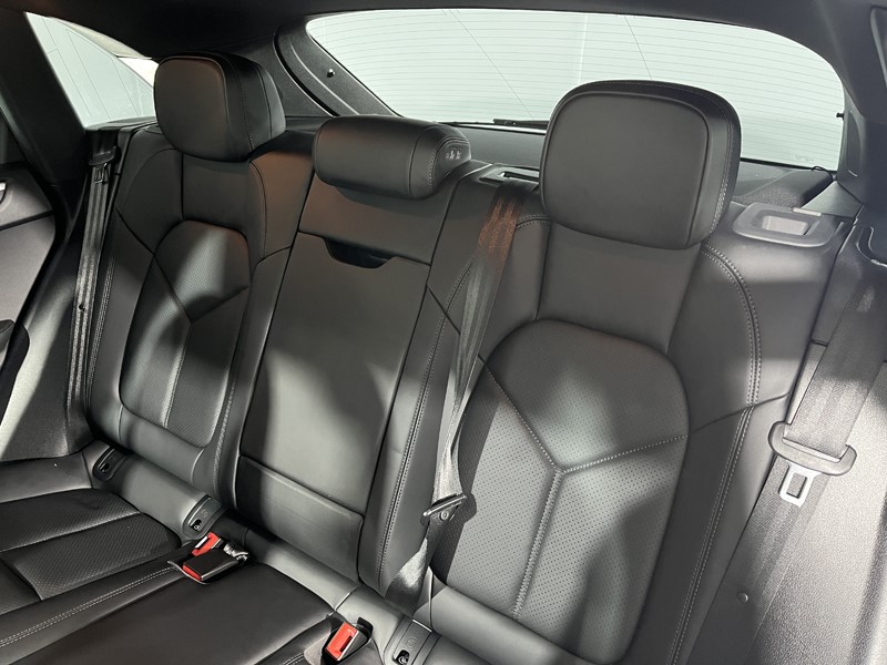 Used Porsche Macan 2020 for sale - 77245243: Photo 12