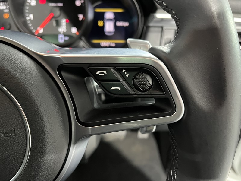 Used Porsche Macan 2020 for sale - 77245243: Photo 25