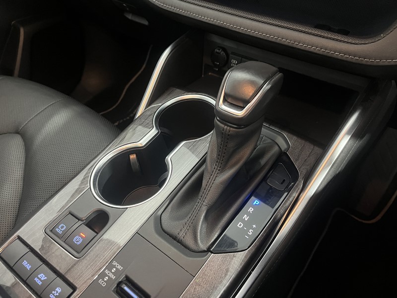 Used Toyota Highlander 2021 for sale - 78108871: Photo 10