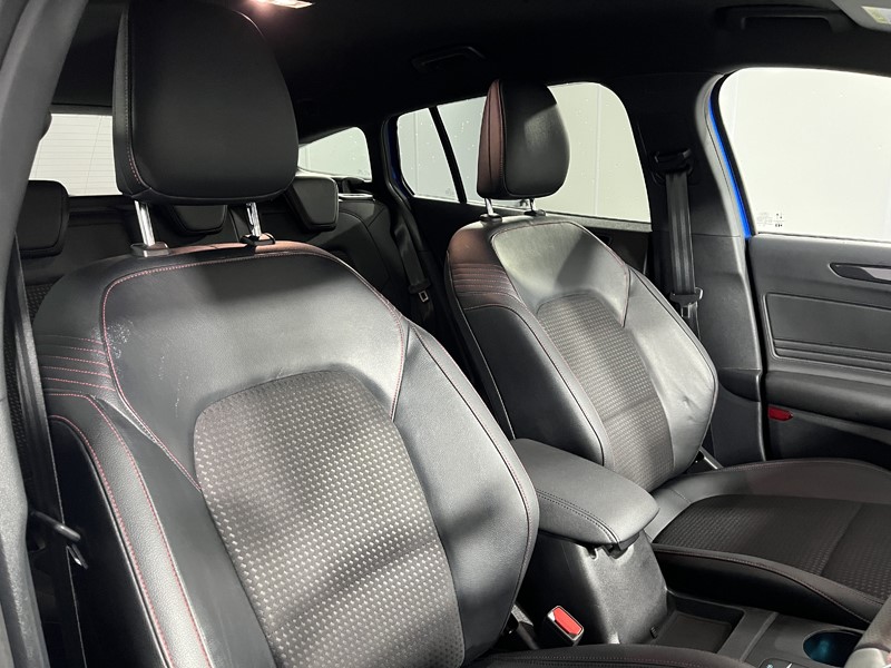 Used Ford Focus 2020 for sale - 78077671: Photo 11