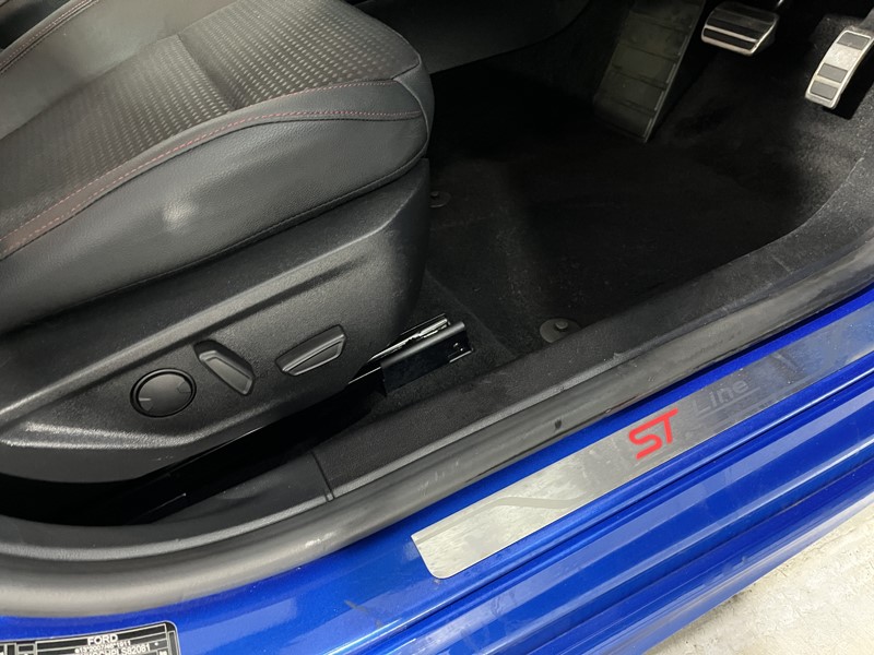 Used Ford Focus 2020 for sale - 78077671: Photo 19