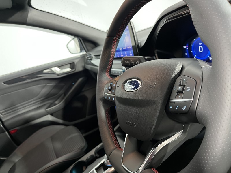 Used Ford Focus 2020 for sale - 78077671: Photo 22